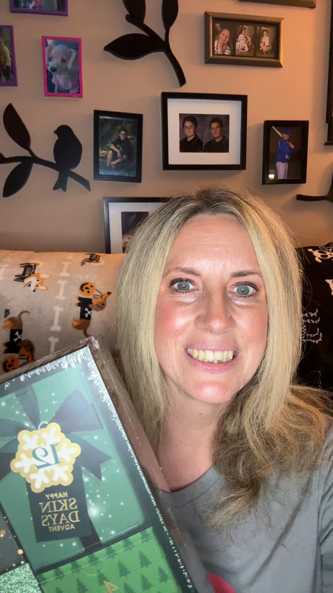 @target Happy Skin Days advent calendar unboxing. #adventcalendar #christmas #unboxing 

#LTKHoliday #LTKGiftGuide #LTKSeasonal