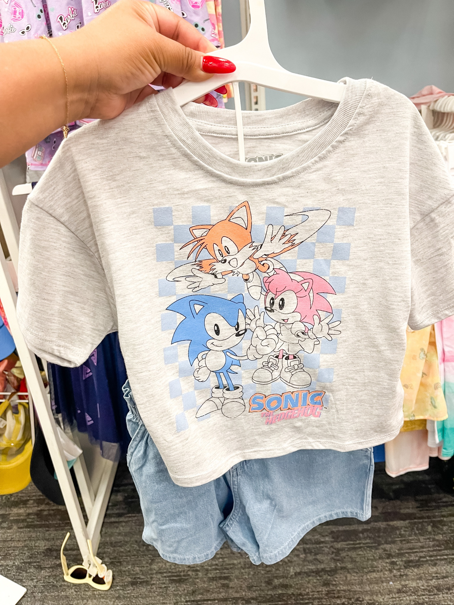 Pink sonic shirt sales target