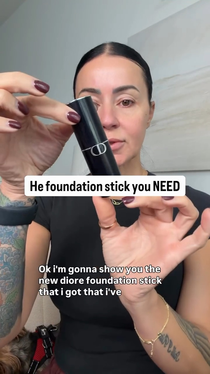 Obsessed with this foundation stick! 
This foundation + this brush is your key to a 30 second foundation routine!