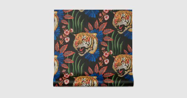 Tiger Leaf print wallpaper | Gucci (US)