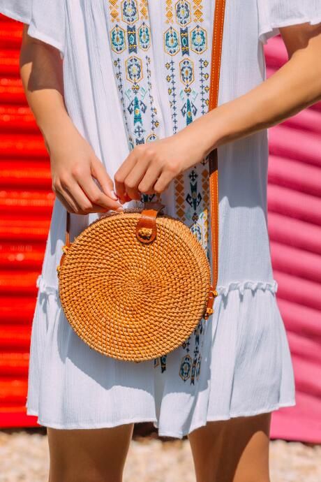 Jayne Round Rattan Crossbody in Natural - Natural | Francesca’s Collections