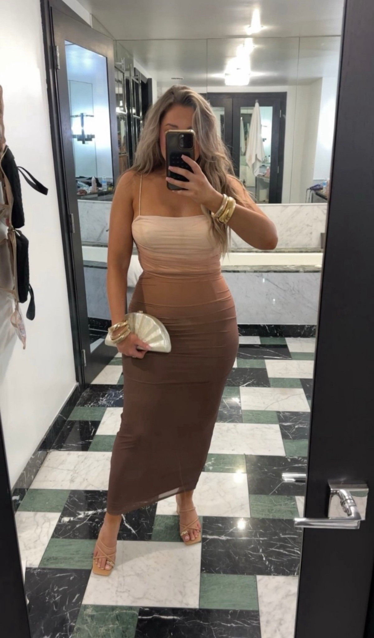 The perfect dress does exist — and you can wear it to a wedding, a romantic date night, or your next birthday celebration.

It’s the kind of “one and done” outfit that turns heads and photographs beautifully. I’m wearing size large/US 10, and it fits like a dream!

#WeddingGuestDress #DateNightOutfit #BirthdayDress #LookExpensive #AffordableFashion #ElegantStyle #DressesOfInstagram #LTKStyle #LTKDateNight #LTKBirthday #ChicAndAffordable #OutfitInspo #LTKSummerEdit 



#LTKWedding #LTKStyleTip #LTKParties