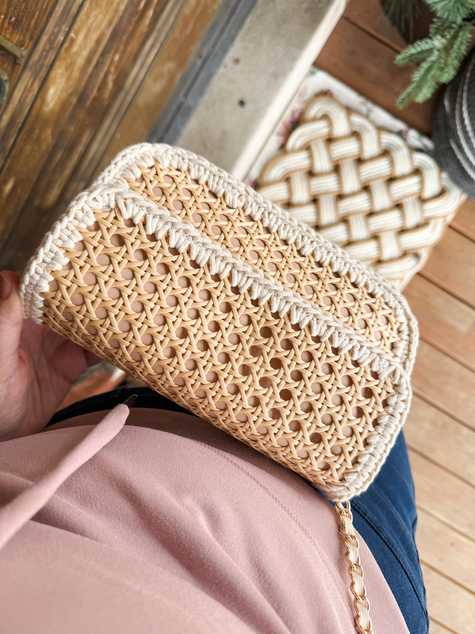 This little crossbody has been such a cute go-to for spring. It’s perfect for Sunday outfits or quick errands and fits all the essentials—phone, keys, sunglasses, lip balm, and still a little room for extra odds and ends.

#LTKgrwm #LTKmomlife #LTKdayinmylife