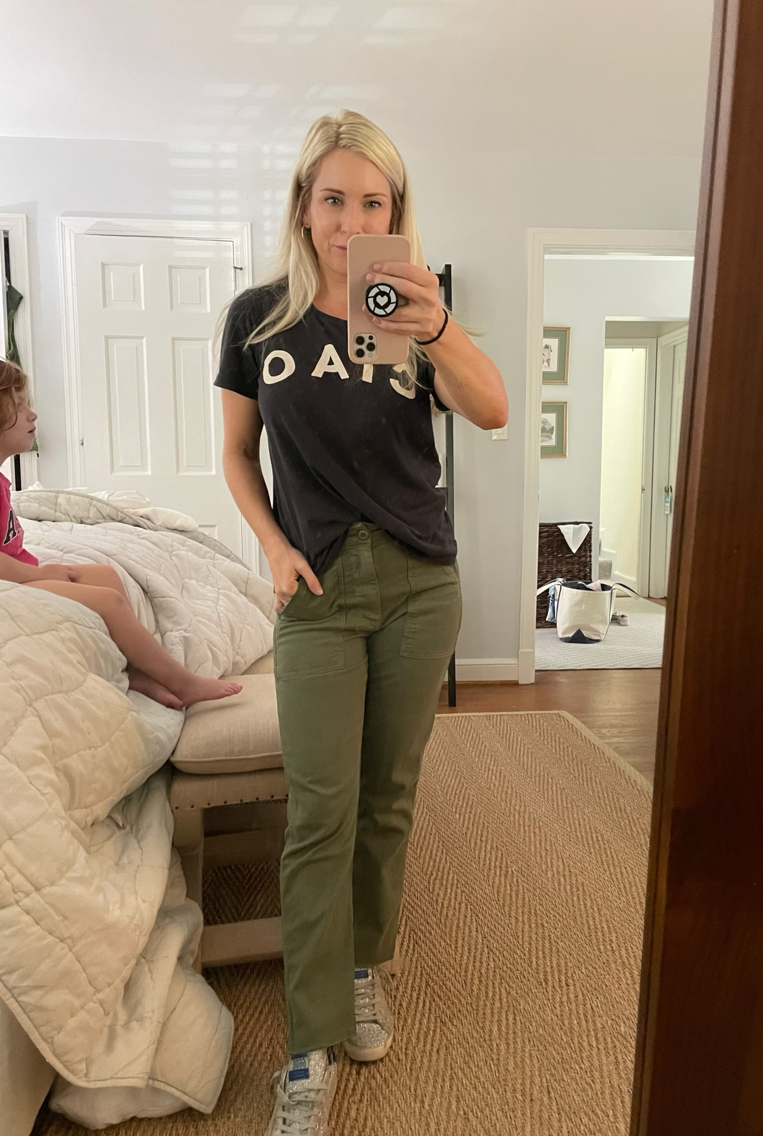 This momma is ready to hit the road to Dallas for #ltkcon! Airport look linked! 

#LTKCon