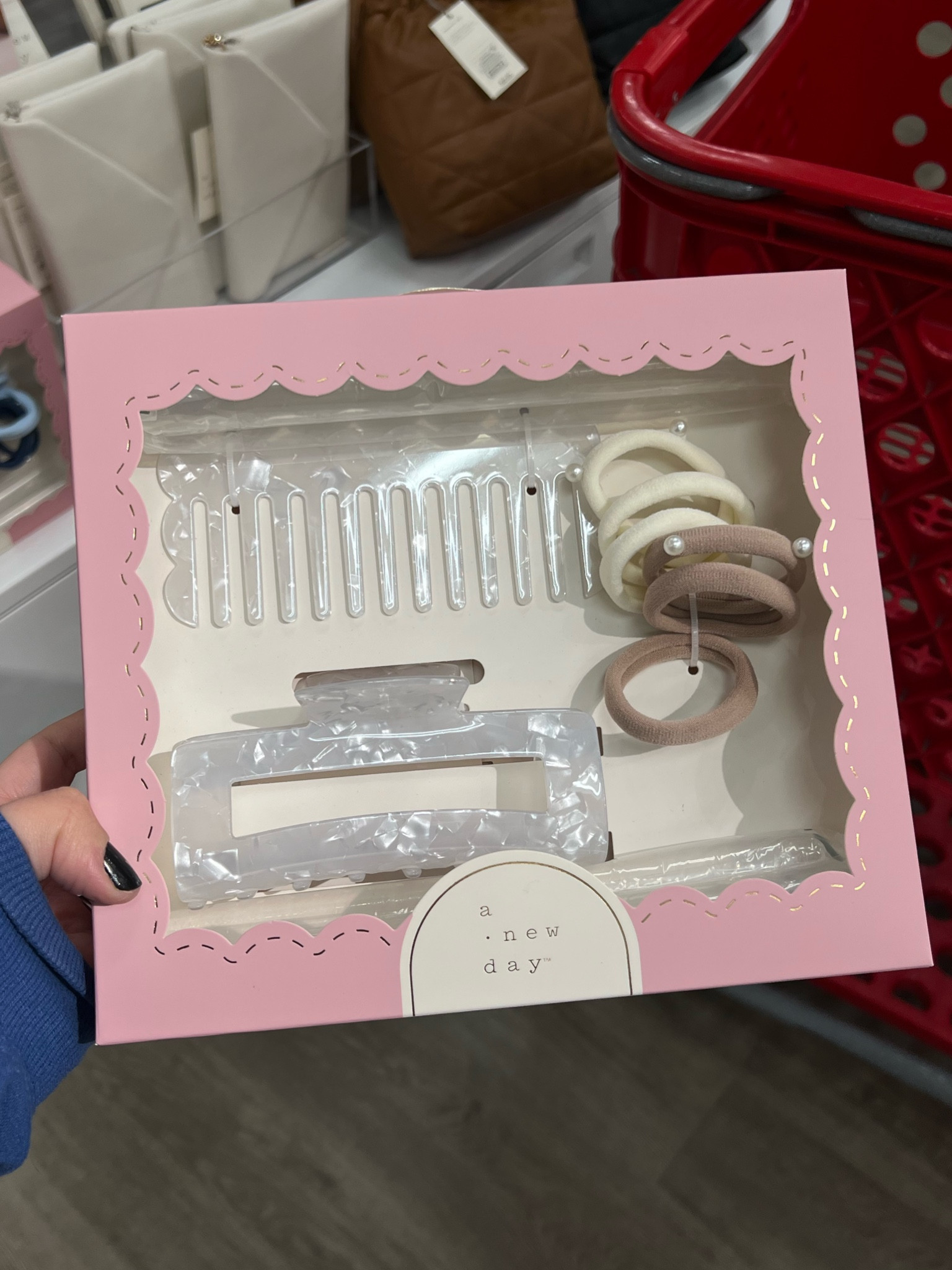 Women's Comb, Hair Ties and Claw Hair Clip Set 8pc - A New Day™

#LTKStyleTip #LTKBeauty #LTKGiftGuide