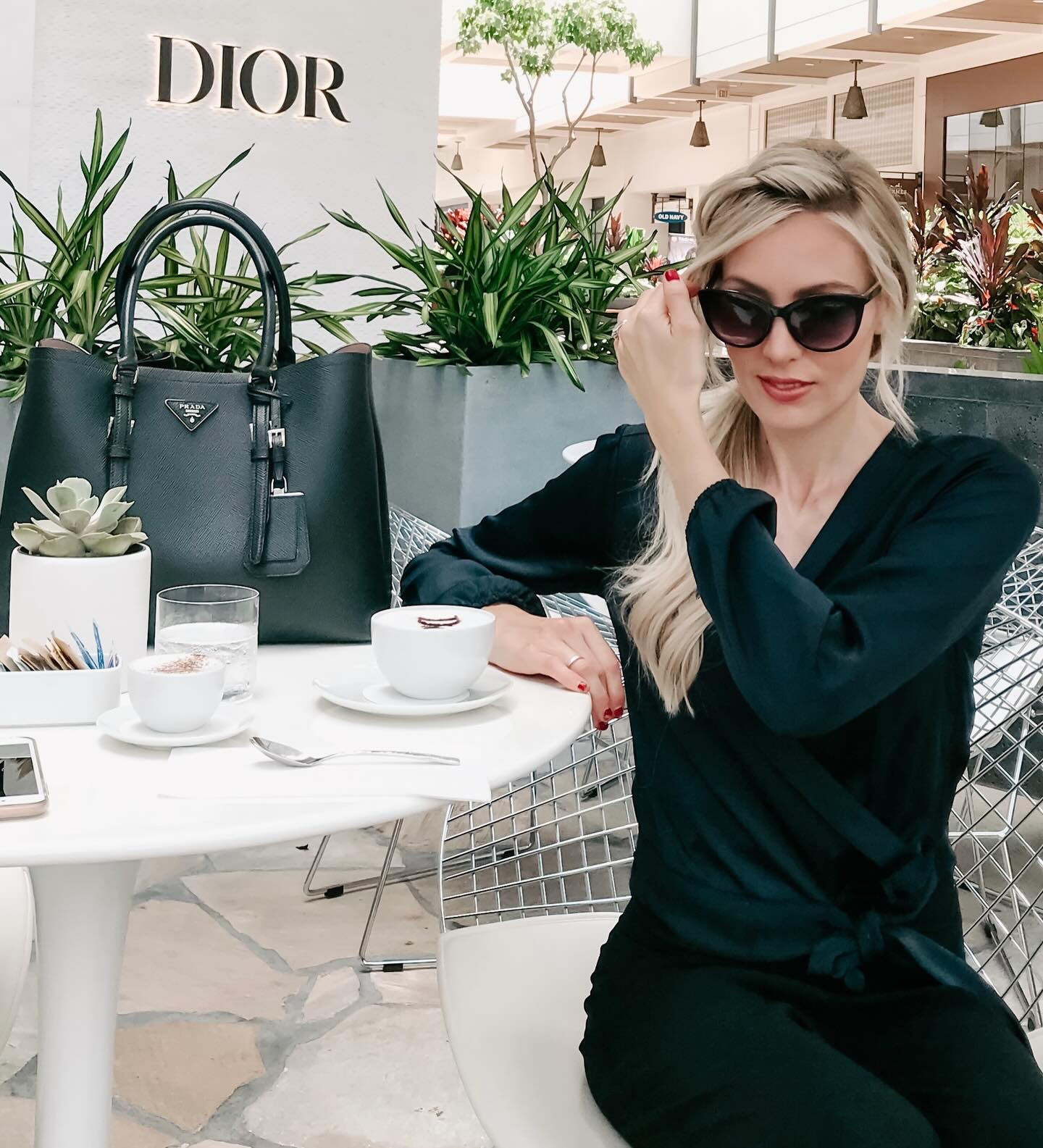 Heard 2016 is the new 2026 for Instagram so here’s some old throwbacks from when I was just starting to create content while living in Hawaii. 😄 It was a mix of doing hair still in salon and for photoshoots and starting my own blog and IG separate from that world. 

#2016 #instagramthrowbacks #2016vibe #nostalgia