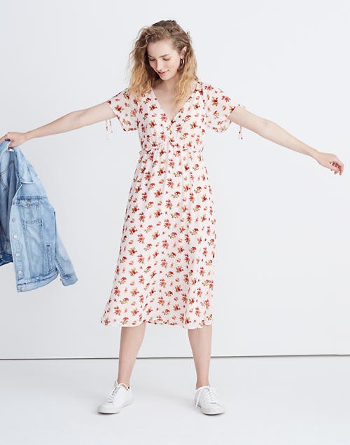 Tie-Sleeve Ruffle-Waist Midi Dress in Countryside Blooms | Madewell