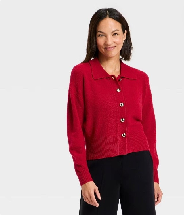 Heart Button Cardigan $30

#LTKOver40 #LTKWorkwear #LTKFindsUnder50