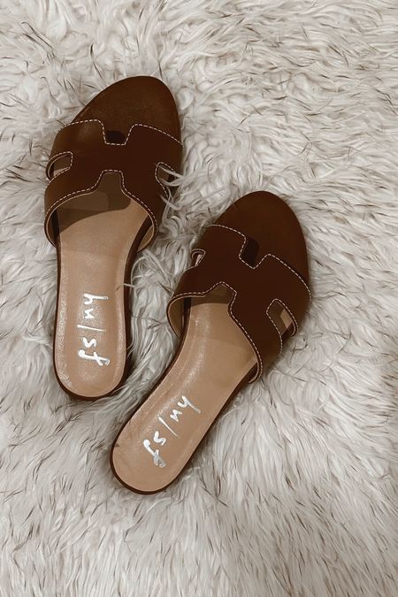 The perfect summer sandal. 

#LTKshoecrush #LTKFind #LTKtravel