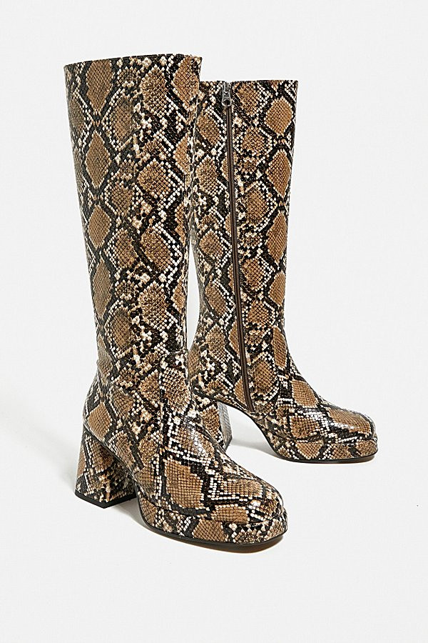 UO Vix Knee-High Snake Print Boot | Urban Outfitters (US and RoW)