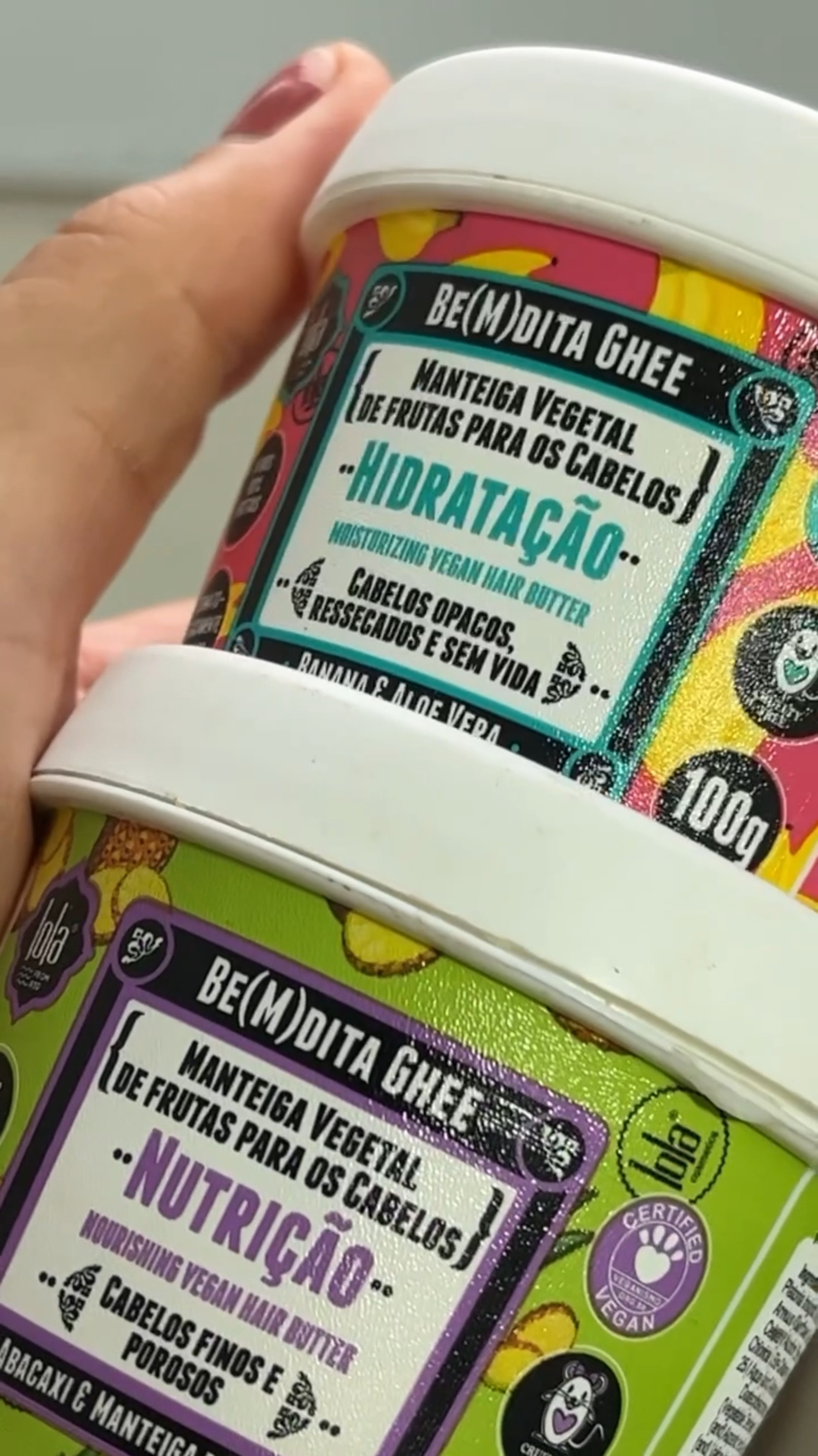 Você não sabia que precisava de máscara mini até ver a facilidade na necessaire pra viagem, fds, rolê.. 🤏

#LTKbeauty #LTKbrasil