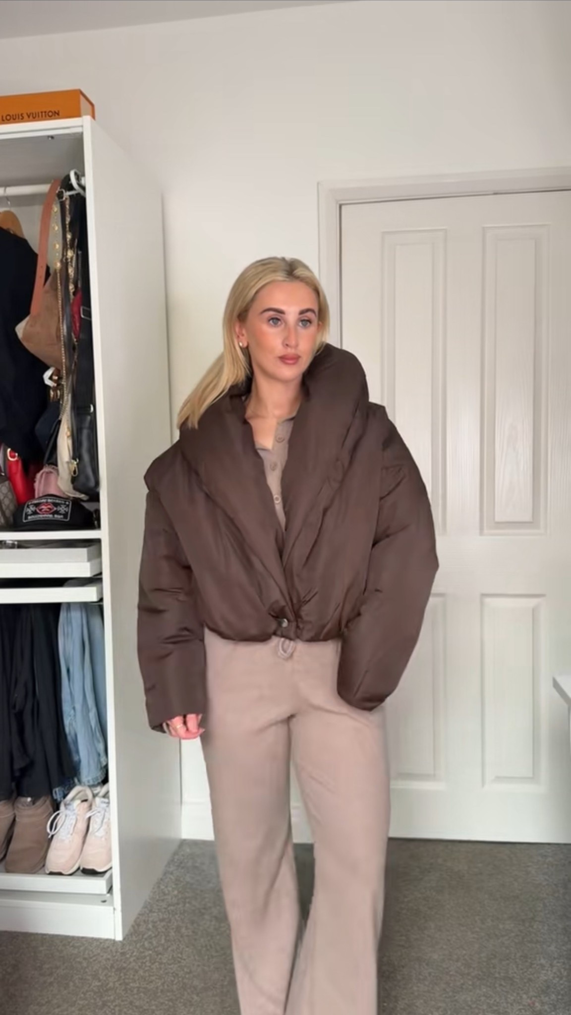 Brown coat 

#LTKautumn #LTKwinter #LTKuk