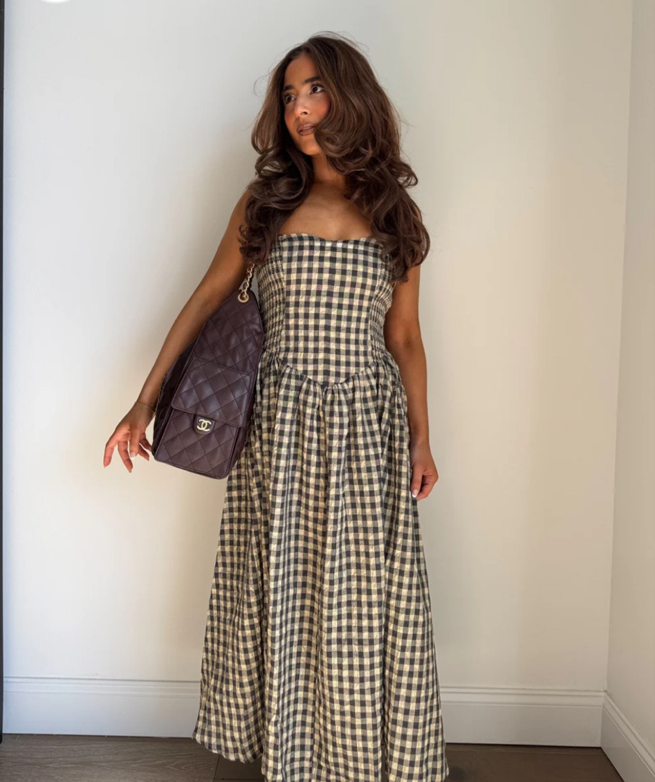 Classic and cozy—this checkered fall dress brings timeless style with the perfect autumn vibe. 🍁👗✨

#LTKTravel #LTKSeasonal #LTKBeauty