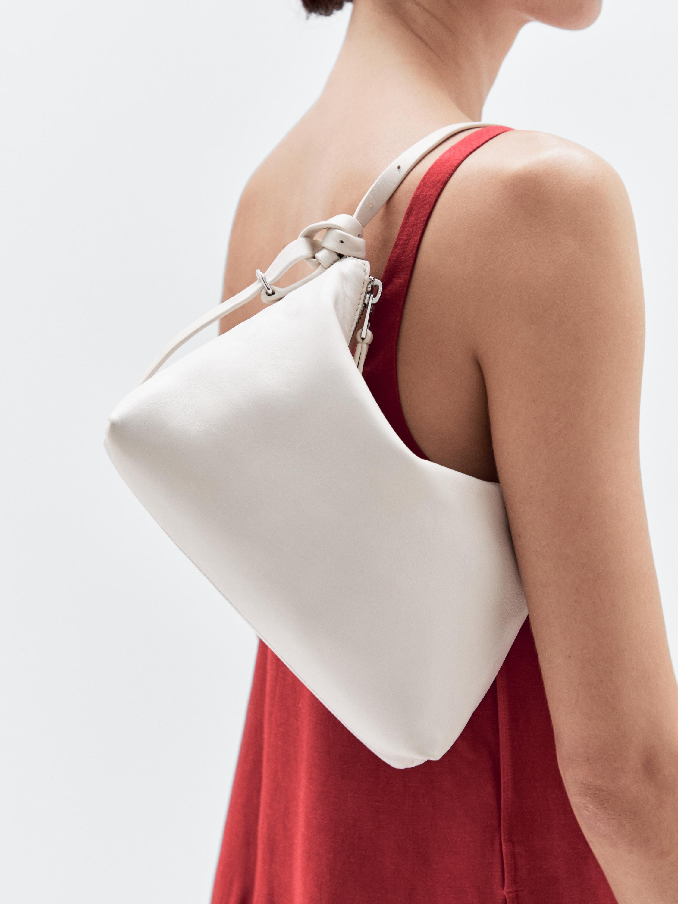 Kleine Tasche aus Nappaleder | Massimo Dutti DE