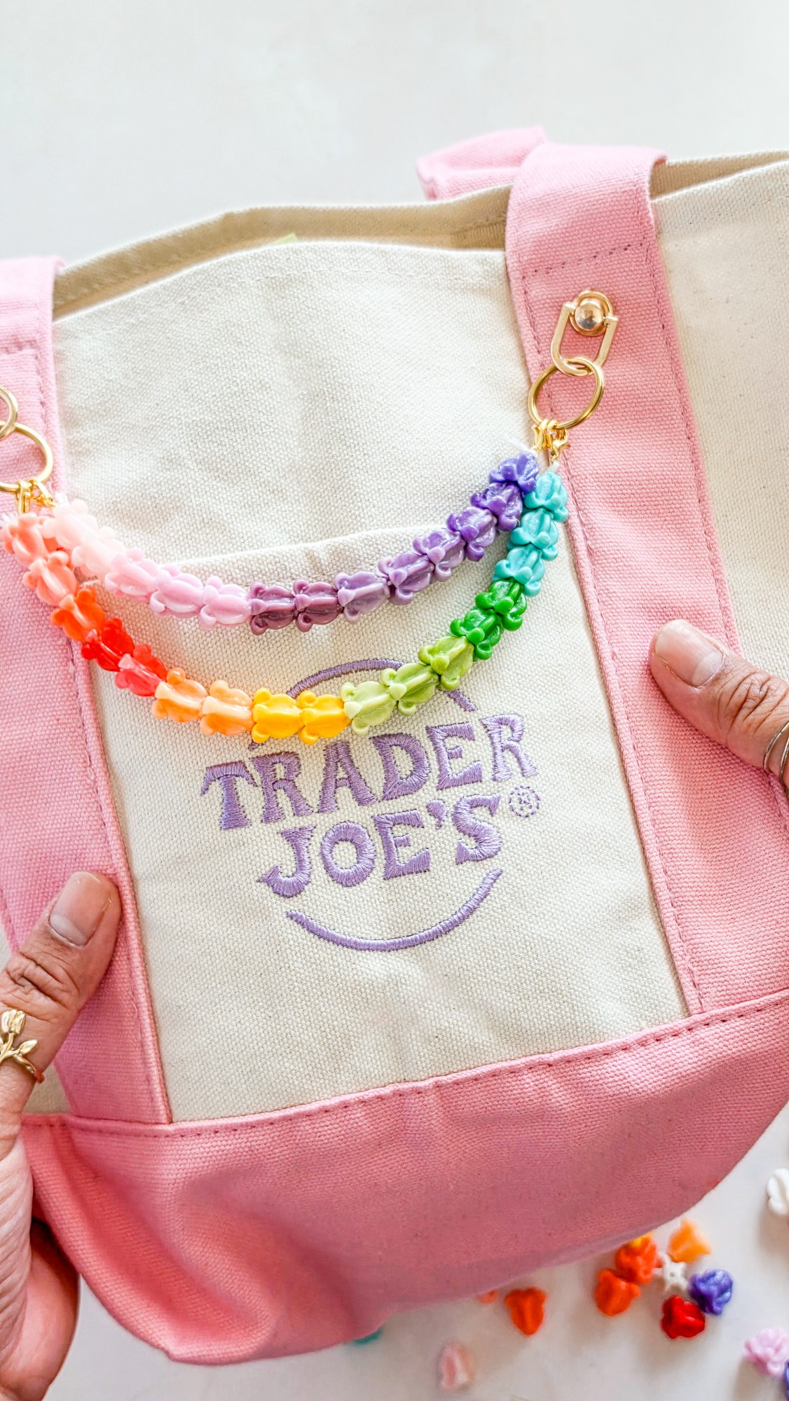 DIY Trader Joes Tote bag charms 🌈🌺

#LTKHome #LTKmomlife #LTKSeasonal