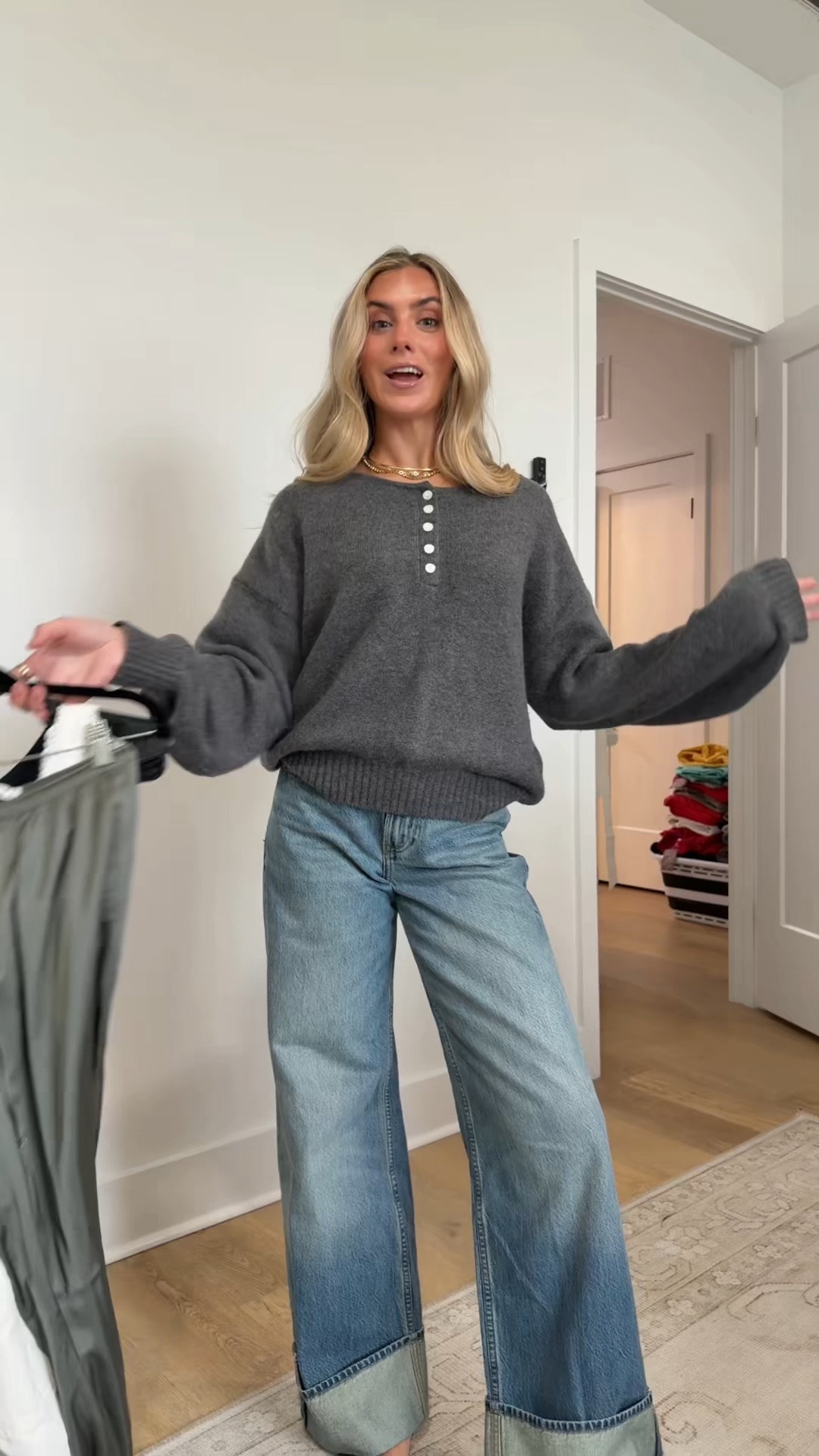 don’t think I can say enough good things about the new arrivals I just got @abercrombie because 🤩 |

#abercrombie #abercrombiehaul #abercrombiejeans #abercrombiestyle #abercrombiesale