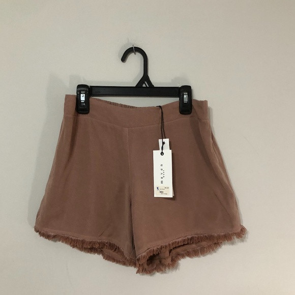 Maven West Fray Shorts NWT Size XS. (B) | Poshmark