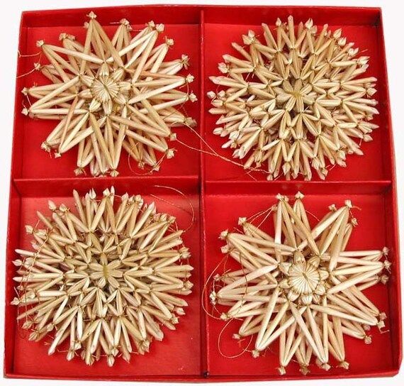 Scandinavian Straw Snowflake Ornaments - Box of 16 pieces - #H1-62 | Etsy (US)