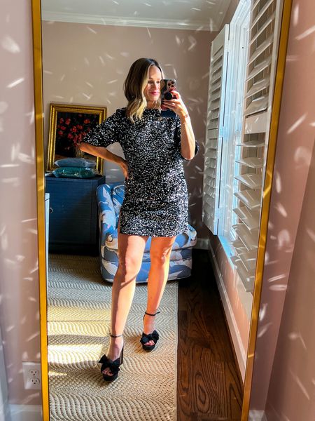 I LOVE this black and silver sequin dress for holiday parties and how it catches the light. It has a gorgeous open back too. It’s maternity friendly, but not pregnancy specific. 

#LTKSeasonal #LTKbump #LTKHoliday