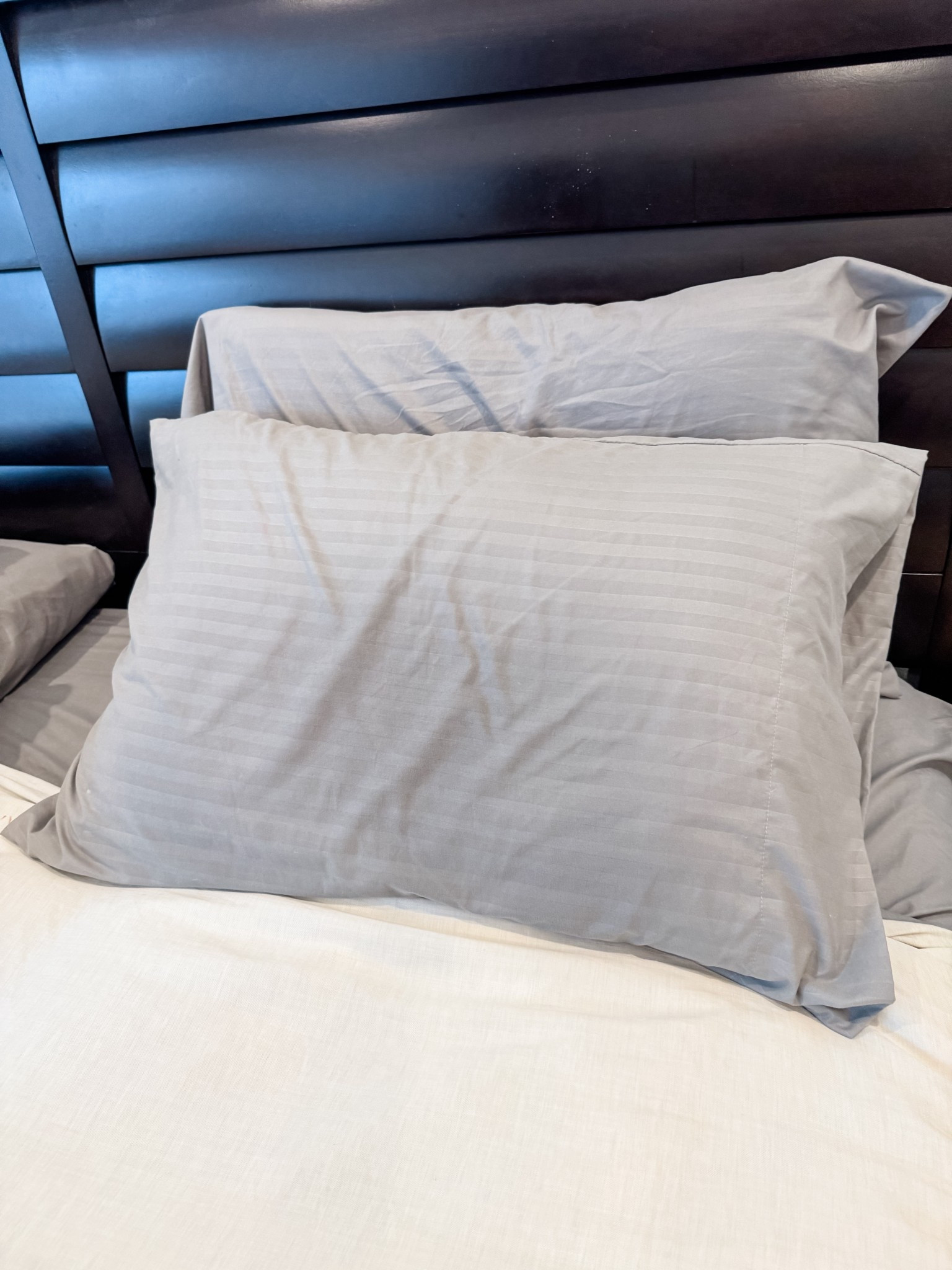 Black Friday Bedroom Refresh 🛏️✨

If you’re updating your bedding for winter, don’t miss these Black Friday sale picks! These are truly the best firm and fluffy pillows—perfect support, super comfortable, and part of an amazing Black Friday Amazon deal this year. I also added a soft and cool sheets set, and it feels like slipping into hotel bedding every night.

Both items are total bedroom must haves, and they’re some of my favorite home finds during the Black Friday and Cyber Monday sales. Such an easy way to upgrade your space without spending a ton.

Keywords included:
best firm and fluffy pillows / soft and cool sheets set / home finds / bedroom must haves / Black Friday Amazon deal / Black Friday sale / cyber Monday sales

Shop the deals below while they’re still live! 

#LTKCyberWeek #LTKHome #LTKFindsUnder50