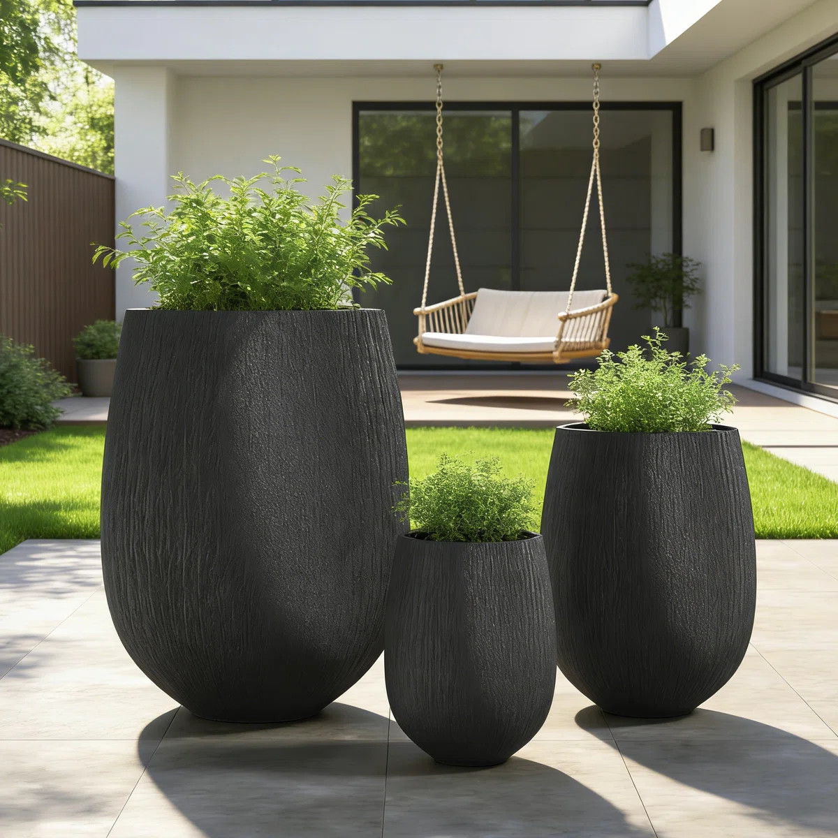 American Traditional 3-Size Outdoor Planter Set With Weather-Resistant MGO Construction | Wayfair North America