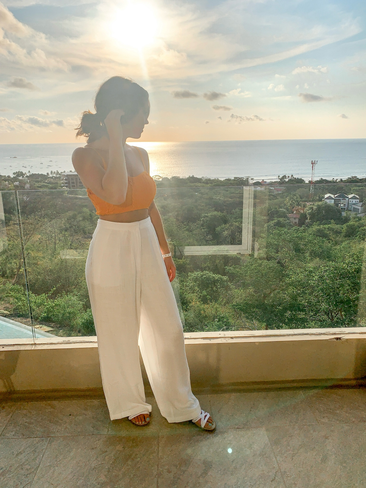 📍Tamarindo Beach, Costa Rica

Sunset from my hotel room! Top is originally from Zara a few years ago but it’s no longer available so I included some similar options  

#LTKtravel
