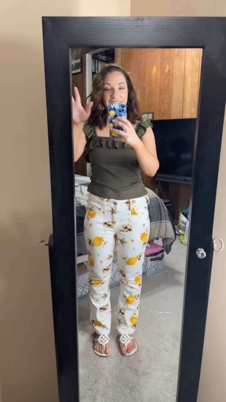 OOTD number one for Saturday 

#LTKVideo #LTKFindsUnder50 #LTKFallSale