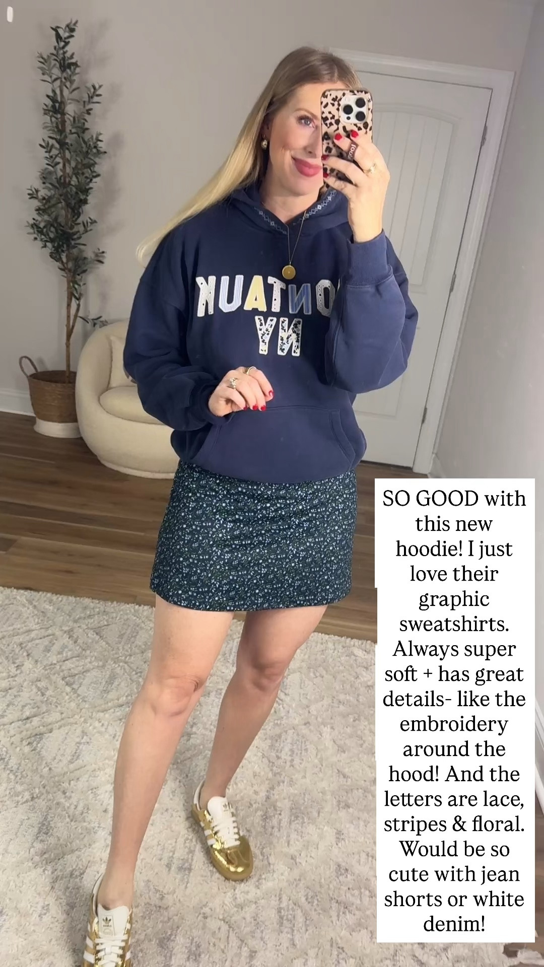 Abercrombie graphic sweatshirt 

#LTKSaleAlert #LTKActive #LTKootd