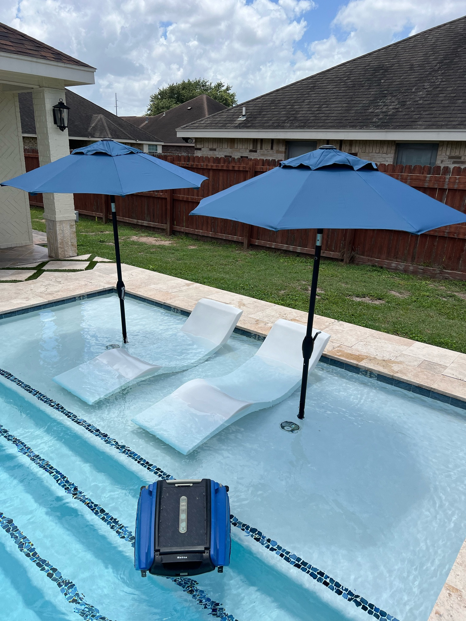 Inground pool umbrellas
Solar pool skimmer 
White pool loungers 
Amazon finds
Aluminum 
Look for less
Solar powered


#LTKSwim #LTKHome #LTKSeasonal