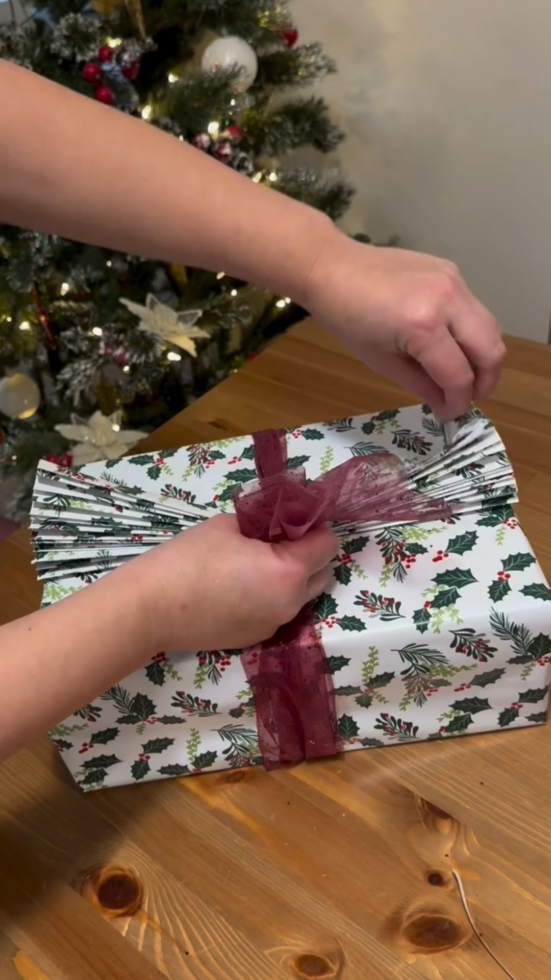 This gift wrap always gets a wow 🎁✨
No special tools, just a simple fold 🤍
Save & try it for Christmas 🎄
Gifts for All (20% off basket) + 30% off Sephora Collection.
#ad #LTKHoliday


#LTKHome #LTKSeasonal #LTKHoliday