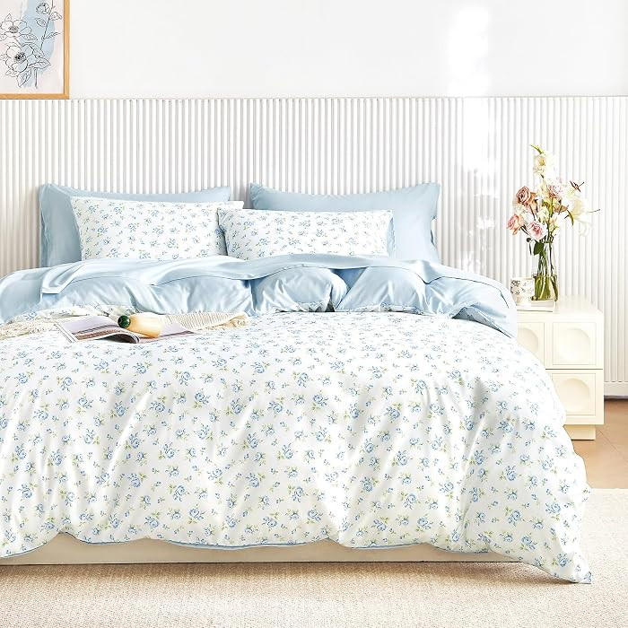 Wake In Cloud Coquette Duvet Cover Set, Floral, 3-Piece, White Blue, Queen Size | Amazon (US)