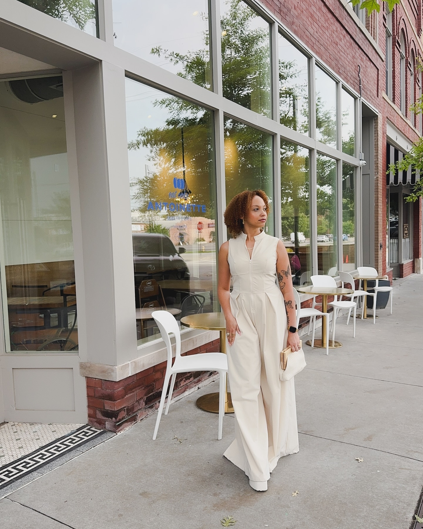 Just wrapped filming my second national commercial this time with a major brand! (Can’t share yet) Grateful beyond words for these incredible opportunities and the journey so far. Here’s to staying focused, working hard, and chasing every dream. Keep going! 💫 🤍🤎

#minifashionistasblogger #contentcreatorlife #onsetlife #outfitinspos #monochromaticoutfit