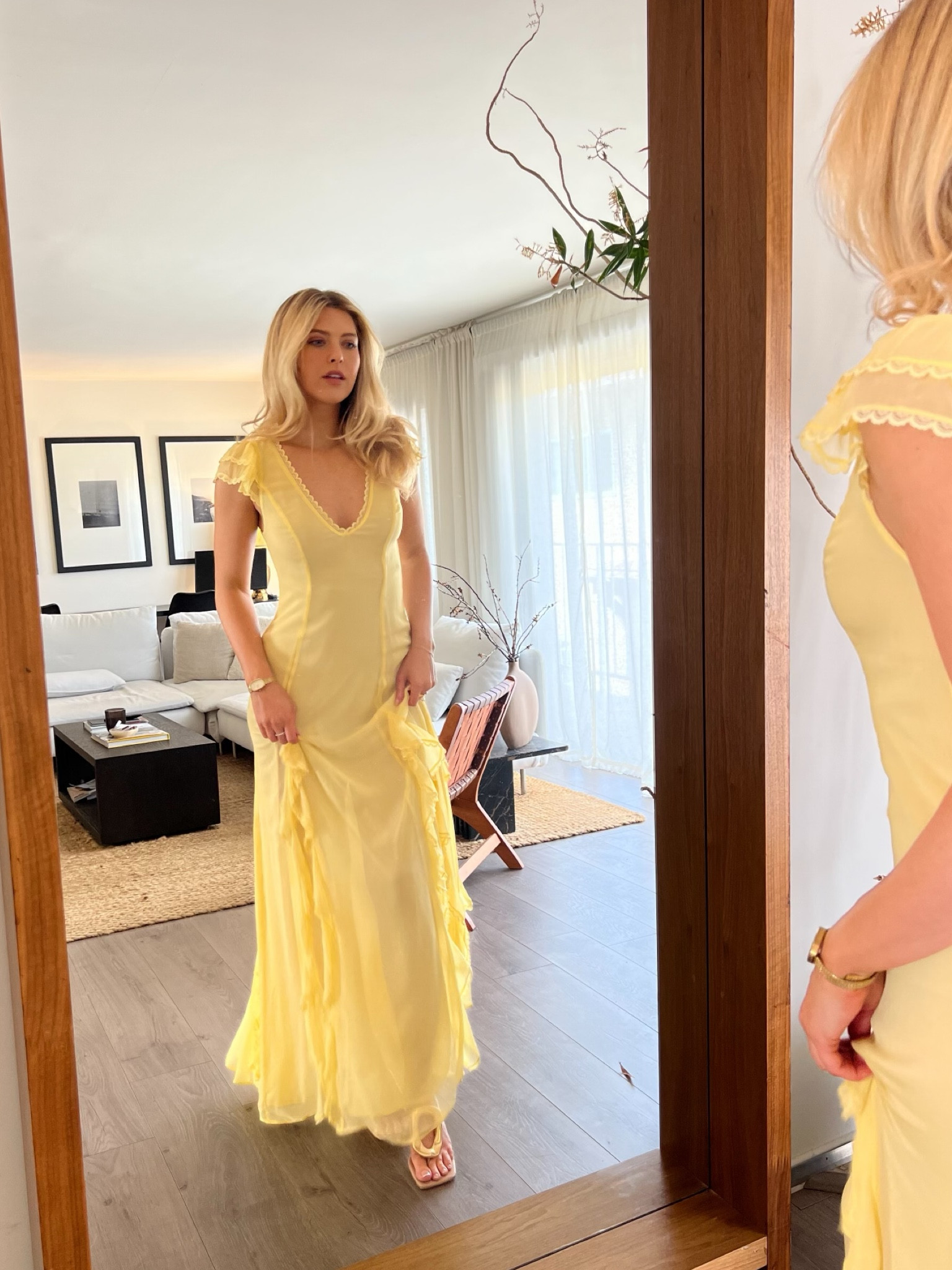 Yellow the color of the season. Perfect wedding guest dress for the summer. My favorite yellow maxi dress right now 