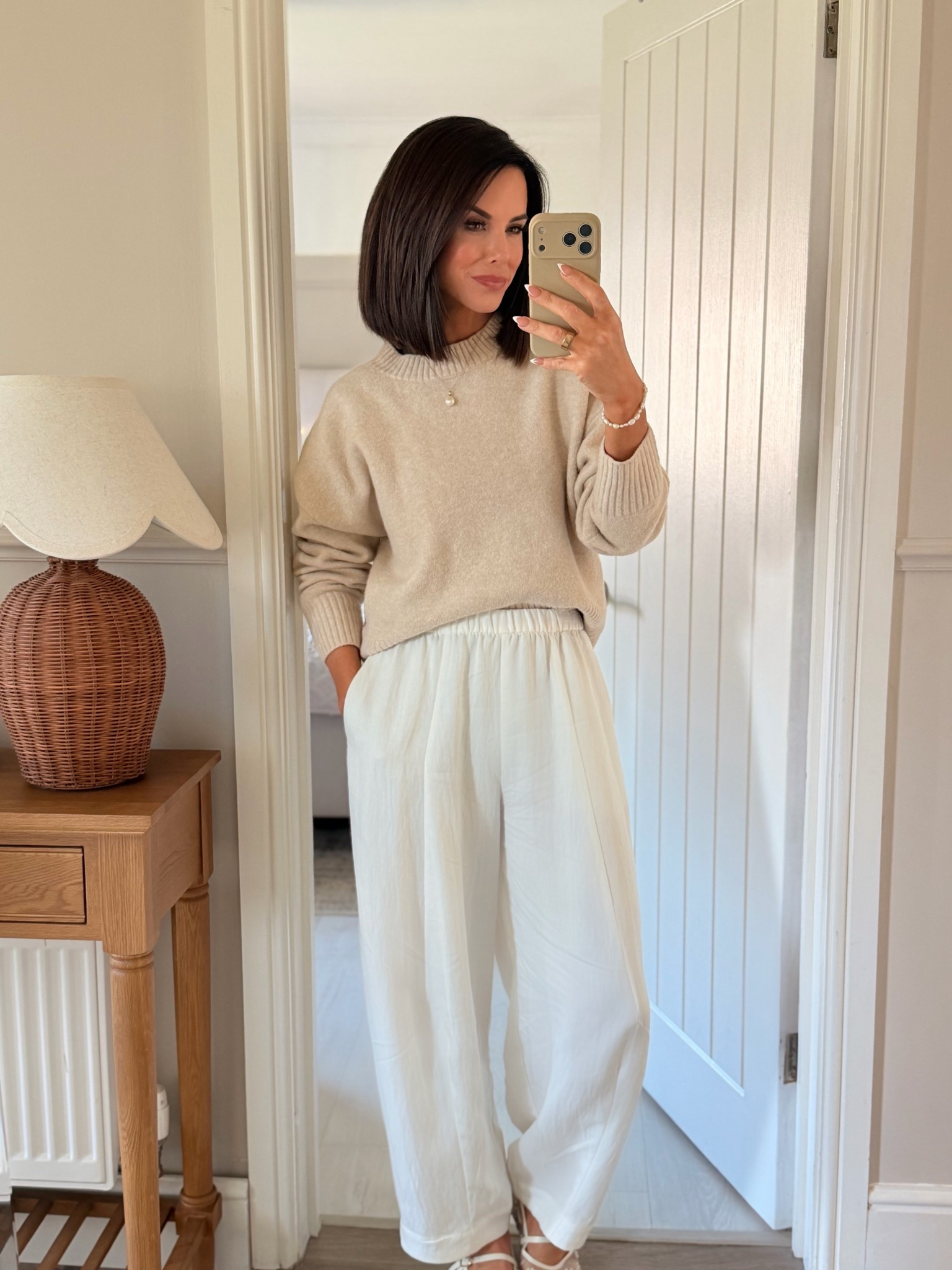 Sunday casual 🫶🏽 I’ll be living in these linen barrel leg trousers for the foreseeable 🫶🏽

#LTKshoes #LTKspring #LTKuk