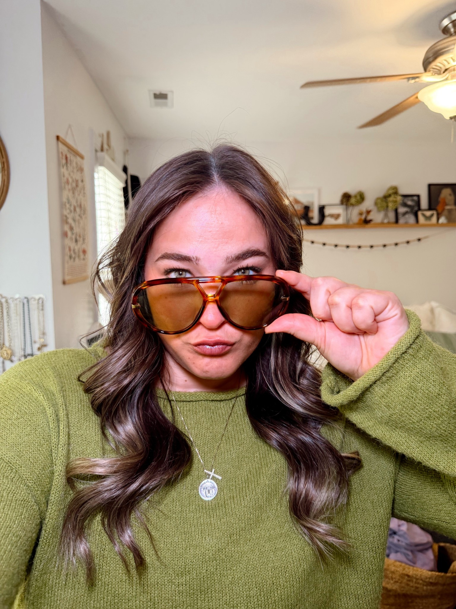 My favorite makeup routine plus my new sunglasses 

#LTKgrwm #LTKootd #LTKdayinmylife