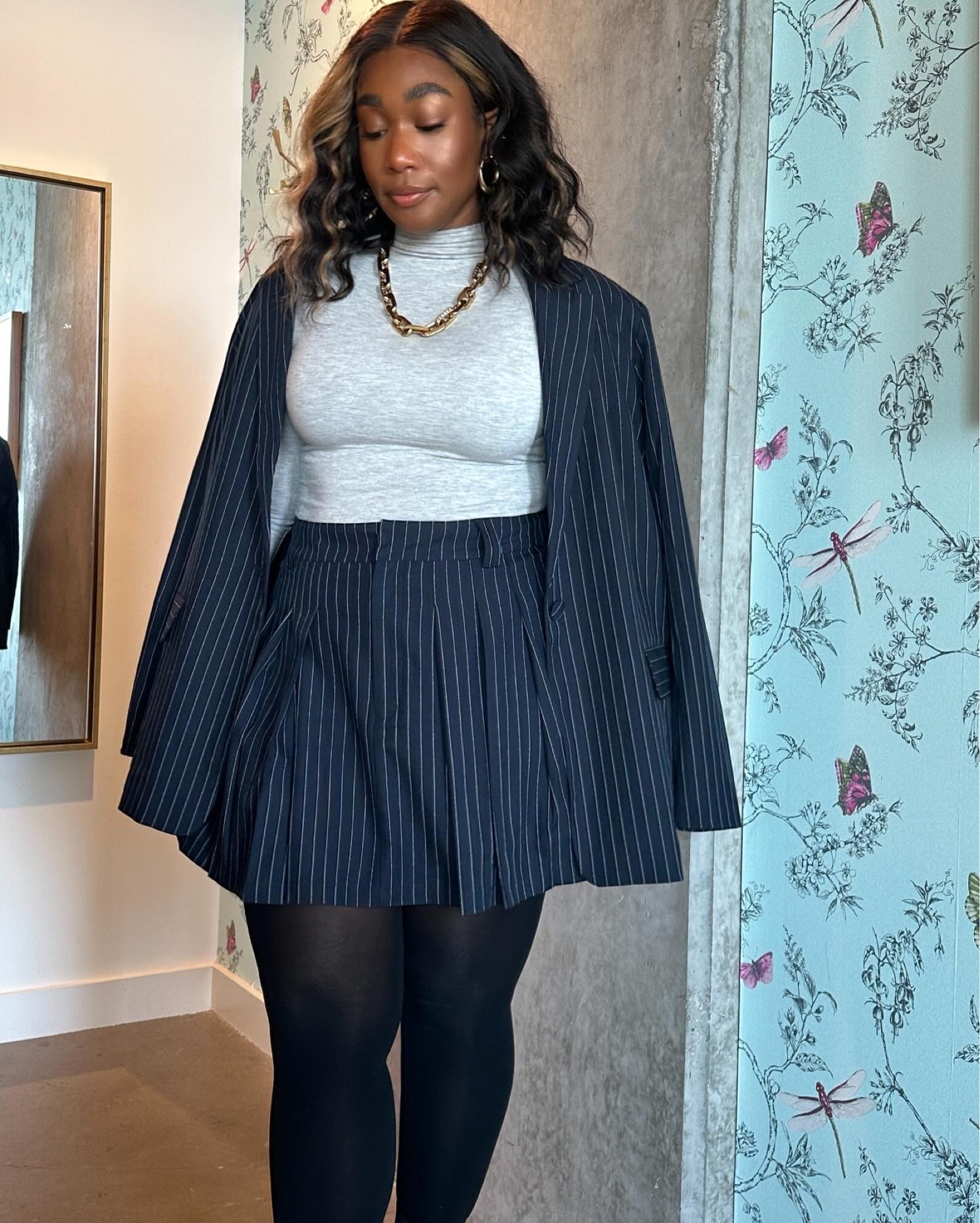 This mini skirt & blazer combo is giving professional hottie 🥶 loved this look for a conference recentlyy

#LTKSeasonal #LTKmidsize #LTKworkwear