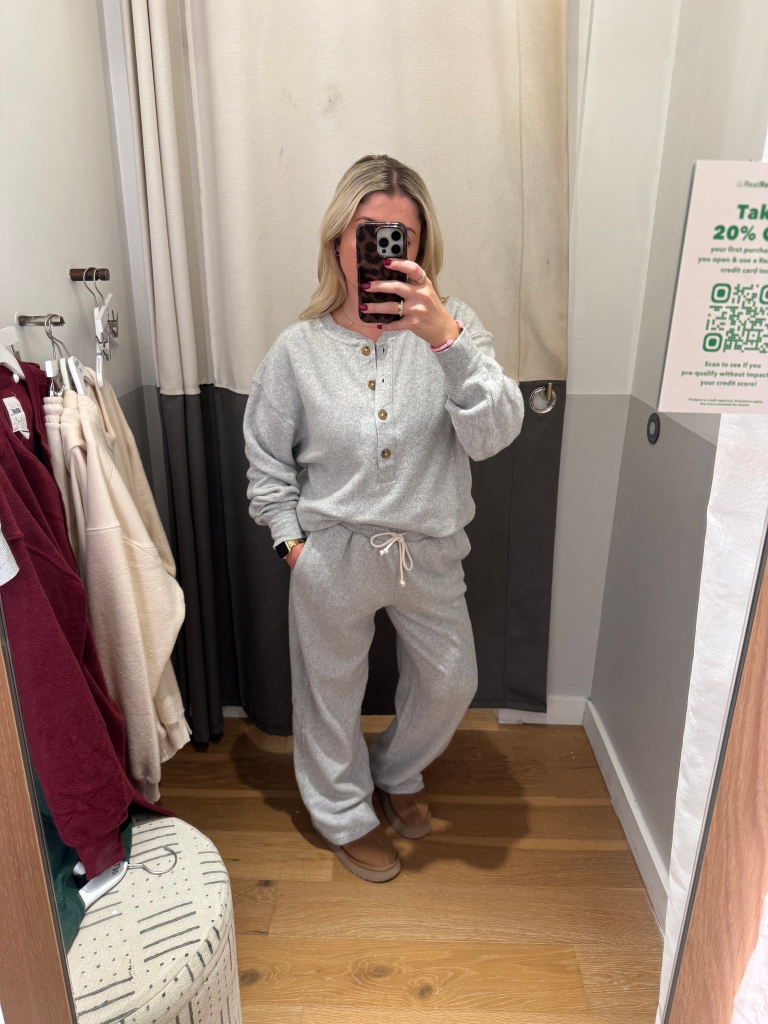 New aerie matching sets on sale
Size small
Uggs tts
Gift idea 

#LTKShoeCrush #LTKSaleAlert #LTKGiftGuide