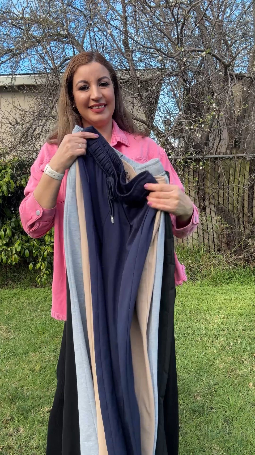 Pack of 4 Women’s Wide Leg Sports Pants, Loose, Straight, Elastic Waist, Drawstring, Multi Pack of Rest Pants with Pockets.
Size:M

#LTKSeasonal #LTKMidsize #LTKdayinmylife