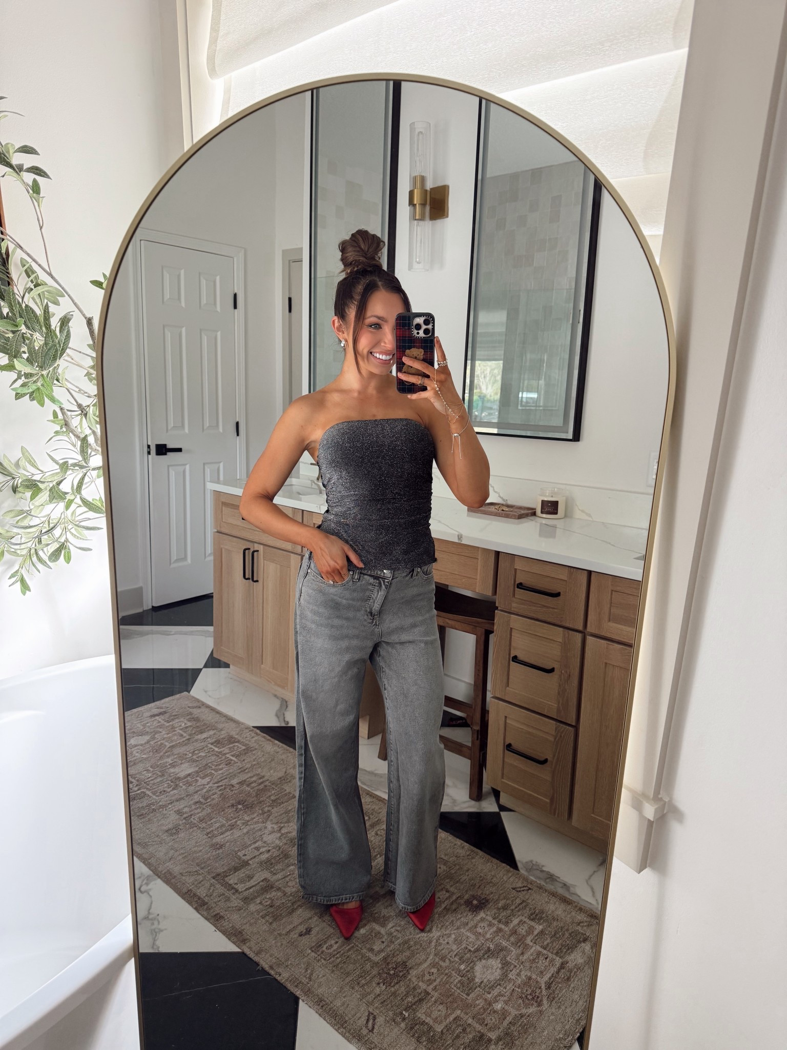 Walmart last minute holiday outfits #ChristmasOutfit

#LTKHoliday #LTKFindsUnder50