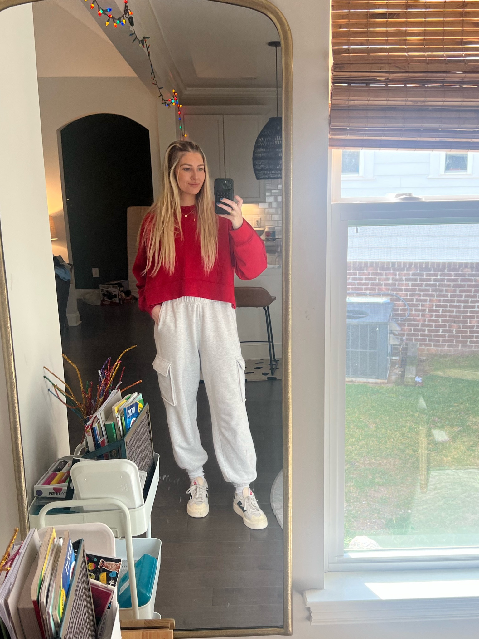 on-the-go mom fit ✨