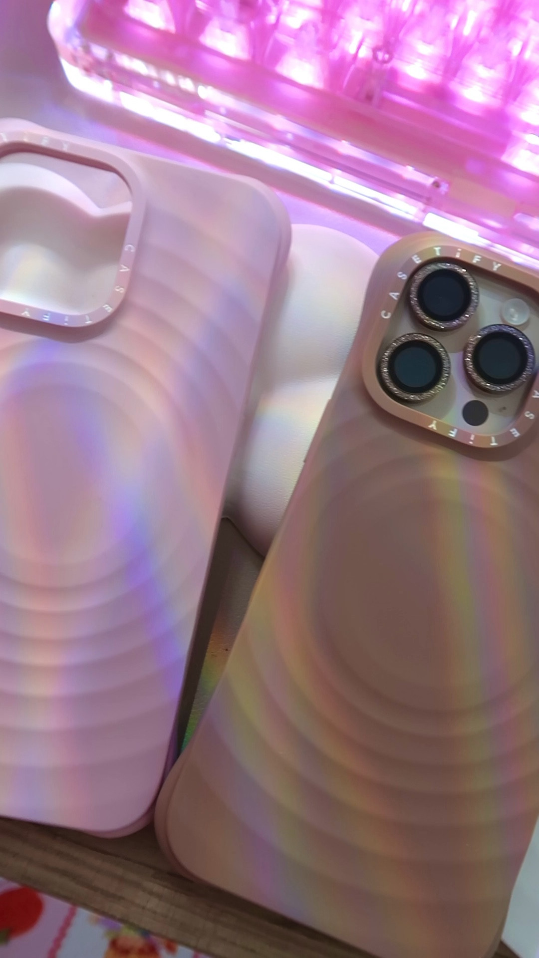 Obsessed😍 This Ripple cases from Casetify are absolutely everything 🤎🩷🤍!!!!!! 

#LTKGiftGuide #LTKFindsUnder100 #LTKCyberWeek