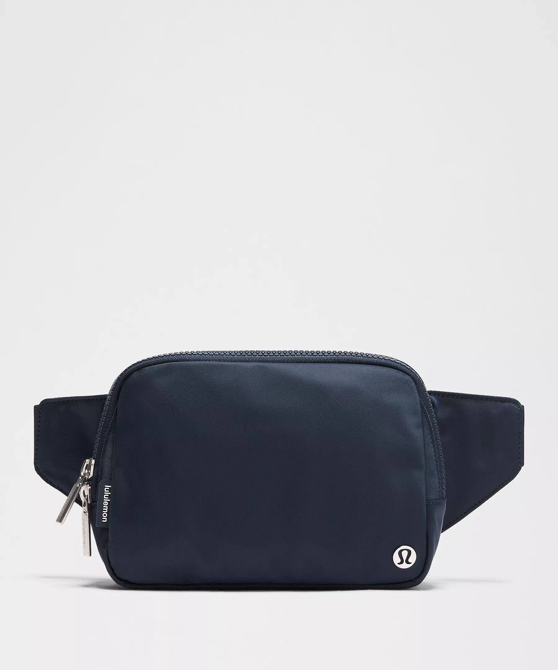 Everywhere Belt Bag Large 2L | Unisex Bags,Purses,Wallets | lululemon | lululemon (CA)