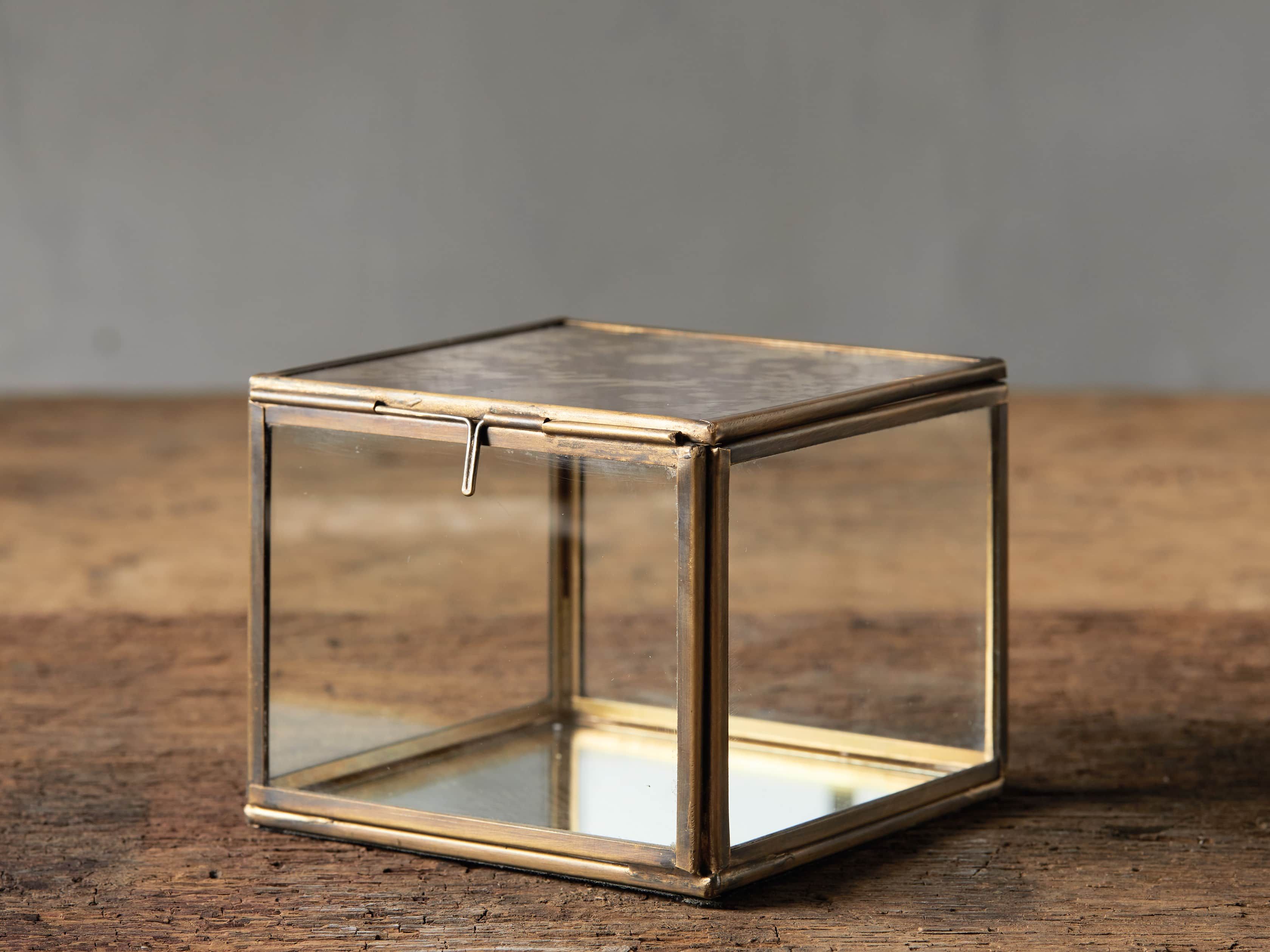 Vienne Display Box | Arhaus