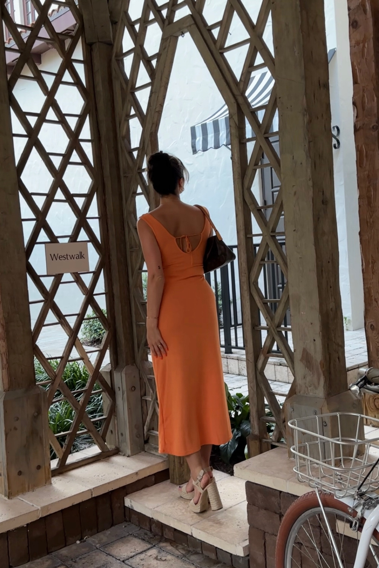 vacation dinner dress 🌸🌸 code MARY

#LTKSeasonal #LTKFind