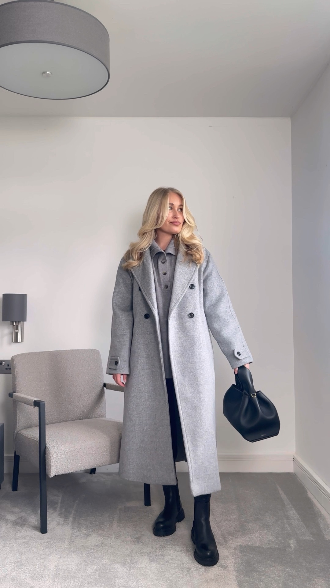 winter ootd 🖤

absolutely loving grey atm.. but these black faux leather leggings are hands down 10/10!! 



#LTKstyletip #LTKSeasonal