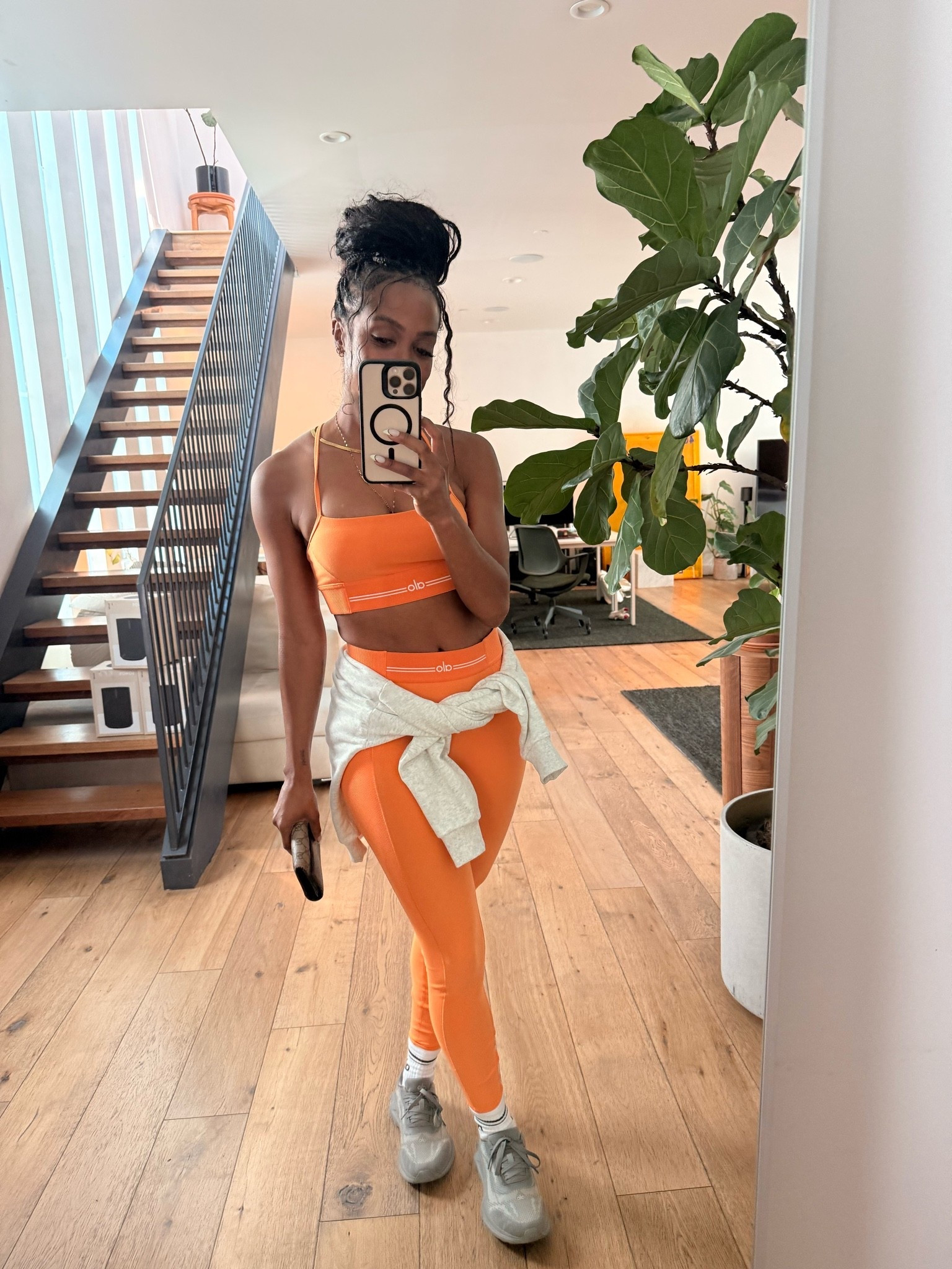 Alo gym fit 🧡

#LTKgrwm #LTKdayinmylife #LTKfitnessgoals