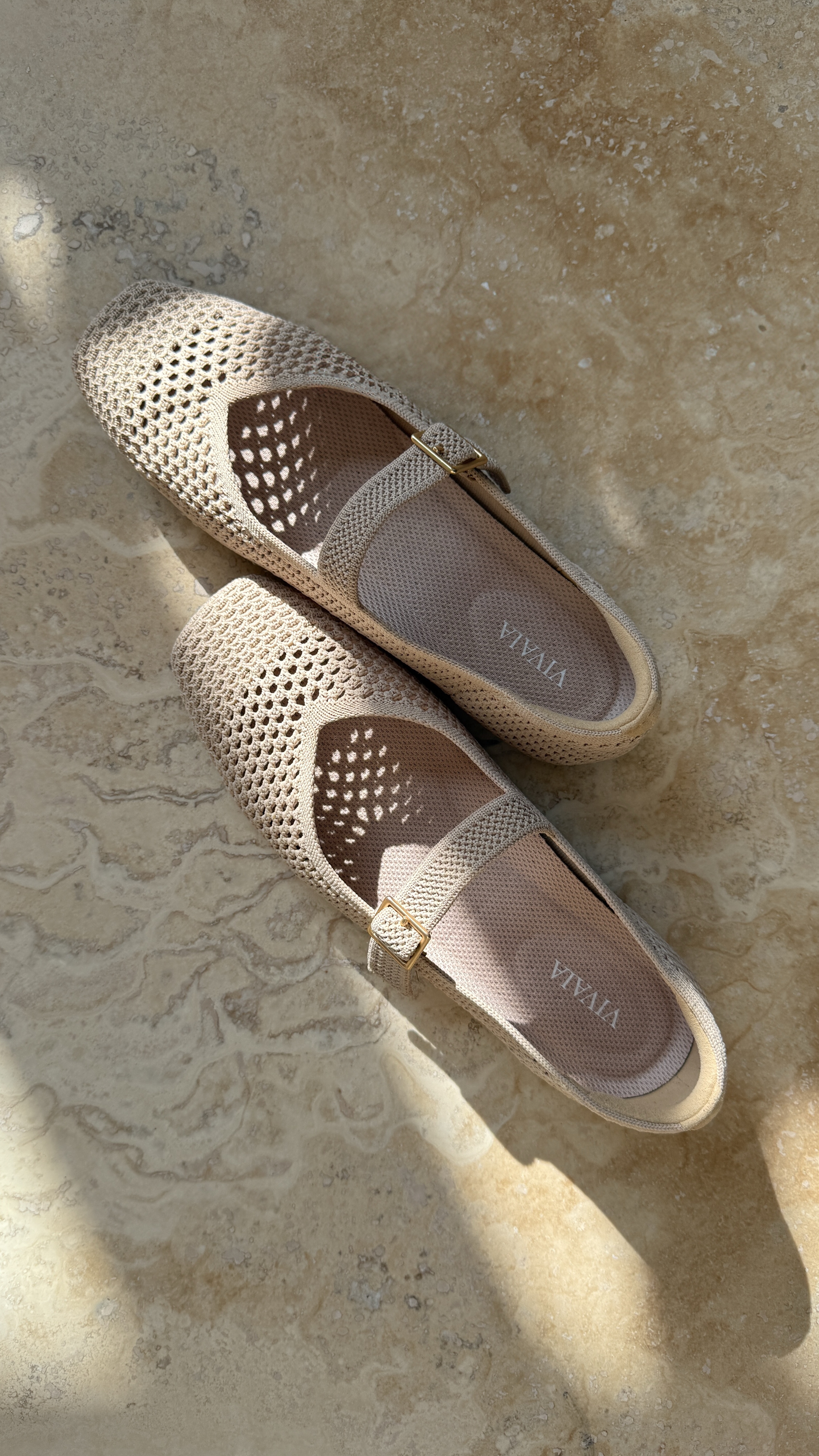 Warning: don’t buy these unless you’re ready to ditch every other pair you own.
7 reasons to love the sustainable square-toe Mary Janes @vivaia_official — starting with comfort that actually lasts all day.

#vivaia #vivaiachallenge #sustainableshoes #sustainablebrand #sustainablefashion