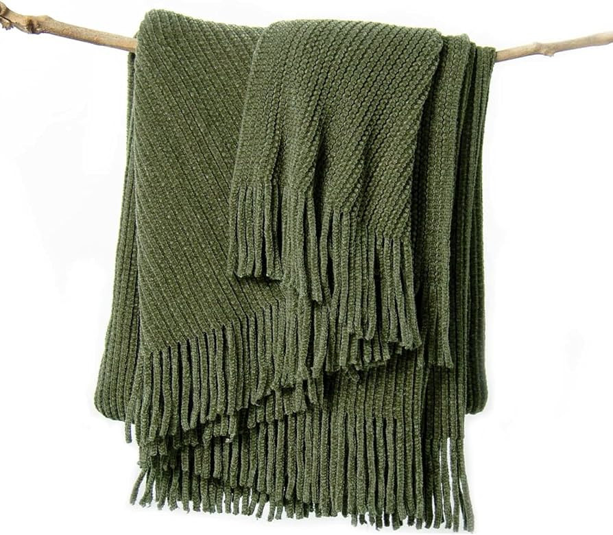 lifein Throw Blanket for Couch, Soft Green Boho Decor Bed Throw,Cozy Knitted Chenille Farmhouse L... | Amazon (US)