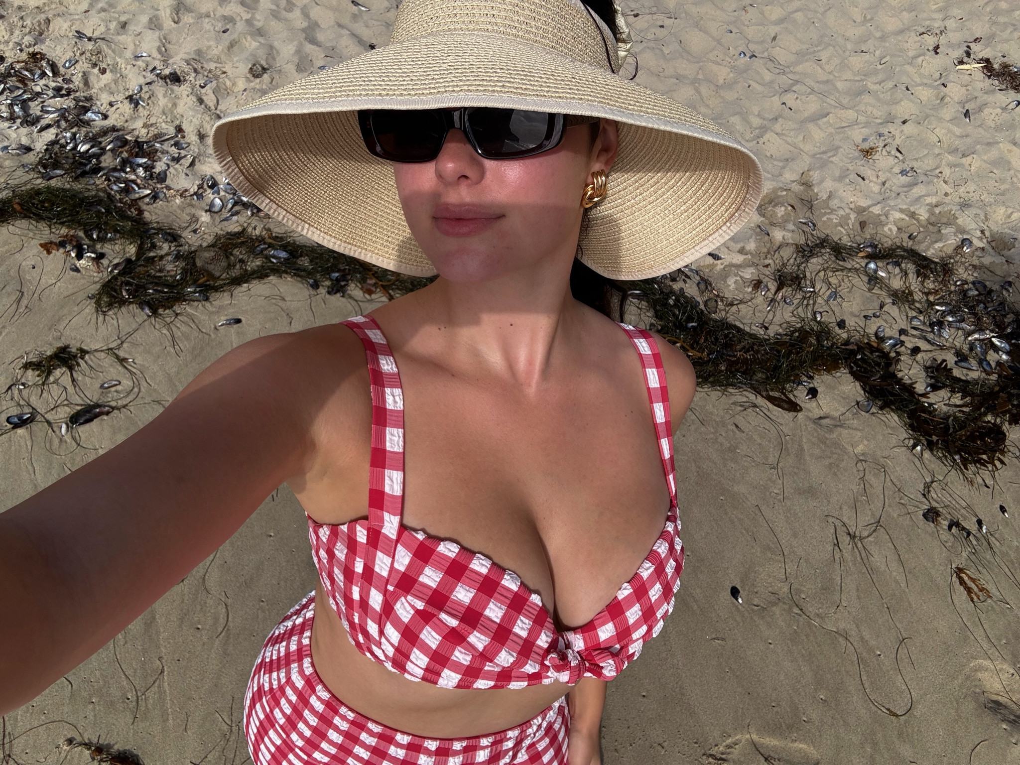 obsessed with the fit of this bikini, love that the bottoms are shorts so you get full coverage ♥️🐚

#LTKSwim #LTKStyleTip