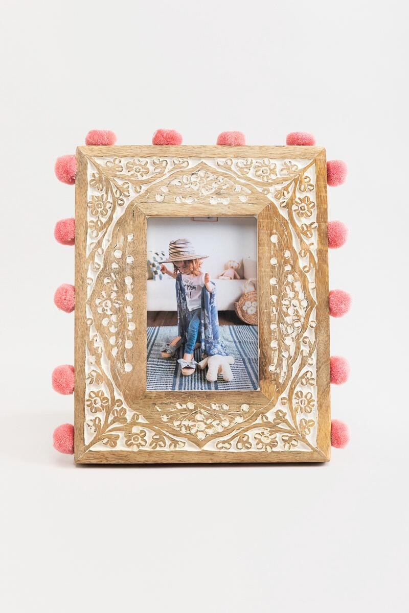 SHIRALEAH Elysium Lace Picture Frame | Francesca’s Collections
